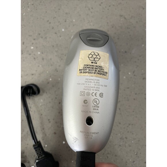 Remington Titanium R-950 Electric Razor Shaver W/ Cord tested - Picture 7 of 11